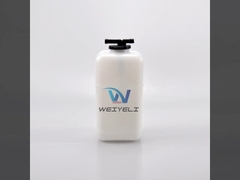 라디에이터 오버플로우 탱크 냉각 용액 확장 병 KUBOTA20 플라스틱 라디에이터 오버플로우 병