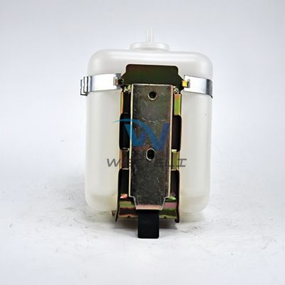 Construction Machinery Windshield Washer Spray Bottles Plastic Reservoir Tank