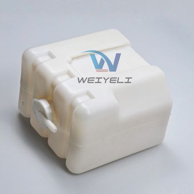 ユーチャイ補助ケトル YC135/210/230のためのプラスチック散熱器冷却剤拡張タンク