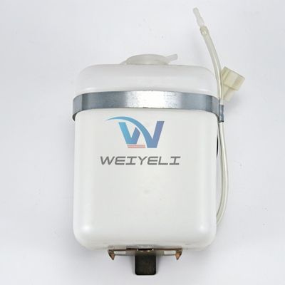 Sany Universal Windshield Wiper Spray Bottle 12V 24V Coolant Expansion Tank