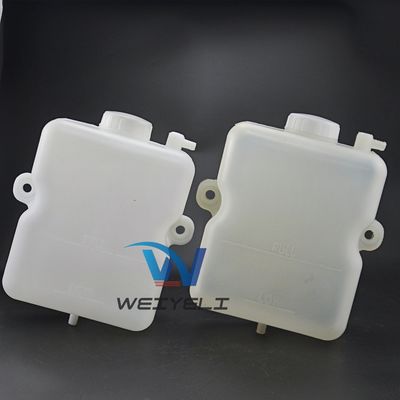 Excavator coolant expansion tank K1038409 K1003180A K1009701B/C 450107-00018  suitable for DX140 160 170 180 190 210 225 230 255 industrial machinery spare parts auxiliary radiator water tank reserve