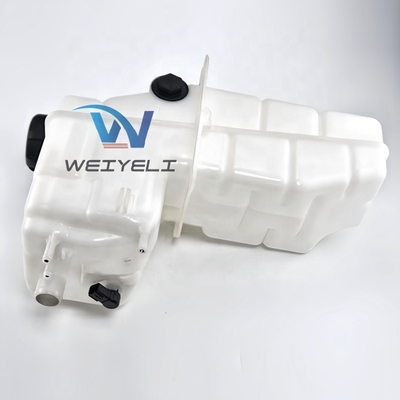 SC 4 Series Tractor Plastic Coolant Expansion Tank  1421090 1385966 1482688 1511775 1765735
